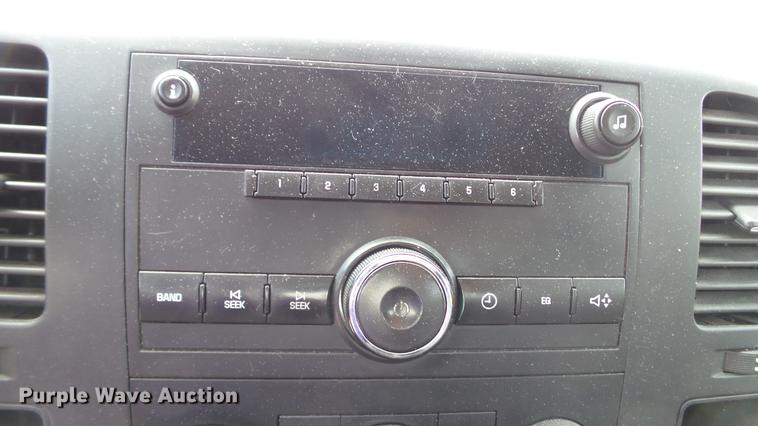 image for item DD7411 2011 Chevrolet Silverado 2500HD Ext. Cab pickup truck