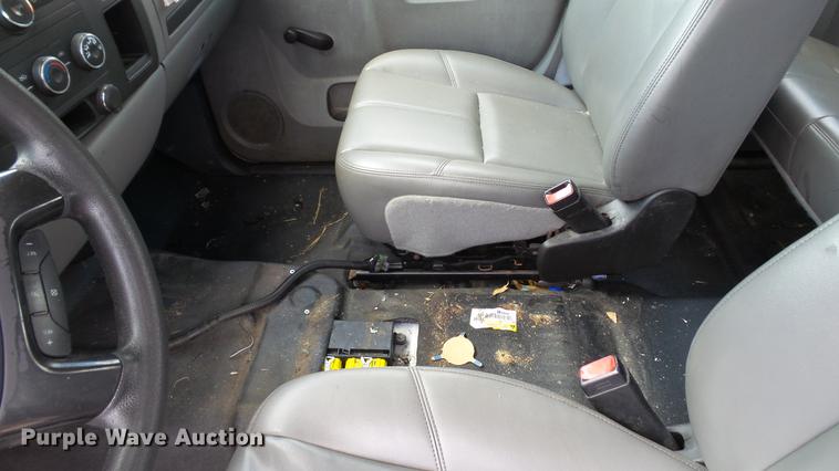 image for item DD7411 2011 Chevrolet Silverado 2500HD Ext. Cab pickup truck