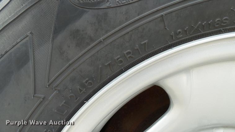 image for item DD7411 2011 Chevrolet Silverado 2500HD Ext. Cab pickup truck