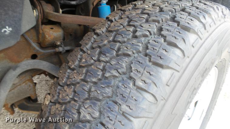 image for item DD7411 2011 Chevrolet Silverado 2500HD Ext. Cab pickup truck