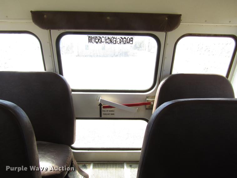 image for item DD8909 1998 Chevrolet Express G3500 school bus