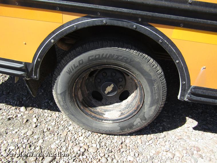 image for item DD8909 1998 Chevrolet Express G3500 school bus