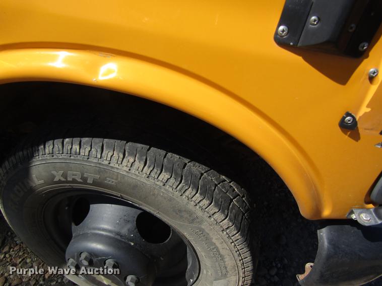 image for item DD8909 1998 Chevrolet Express G3500 school bus