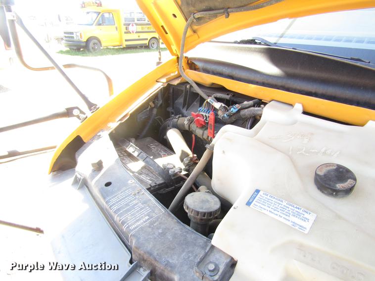 image for item DD8909 1998 Chevrolet Express G3500 school bus