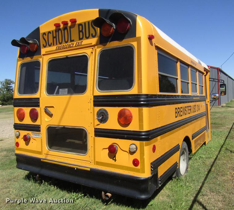 image for item DD8910 2004 Chevrolet Express G3500 school bus
