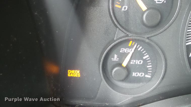 image for item DE4881 2005 Chevrolet Express 3500 Extended van