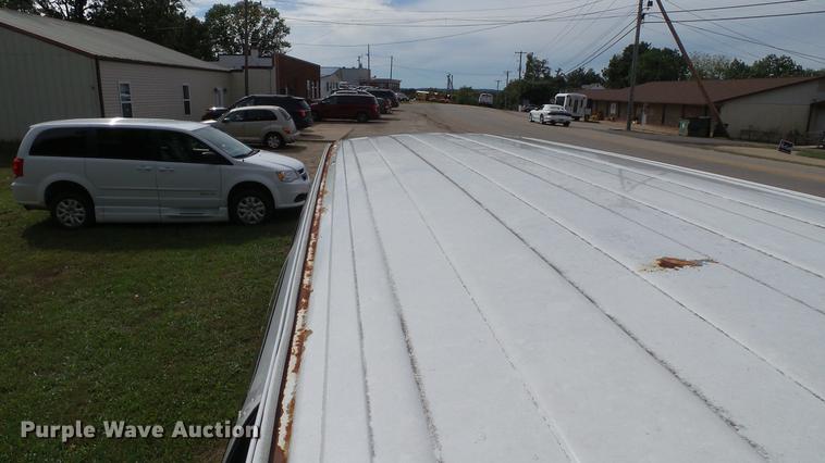 image for item DE4881 2005 Chevrolet Express 3500 Extended van