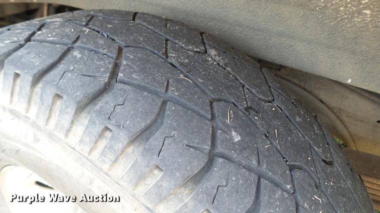 image for item DE4881 2005 Chevrolet Express 3500 Extended van