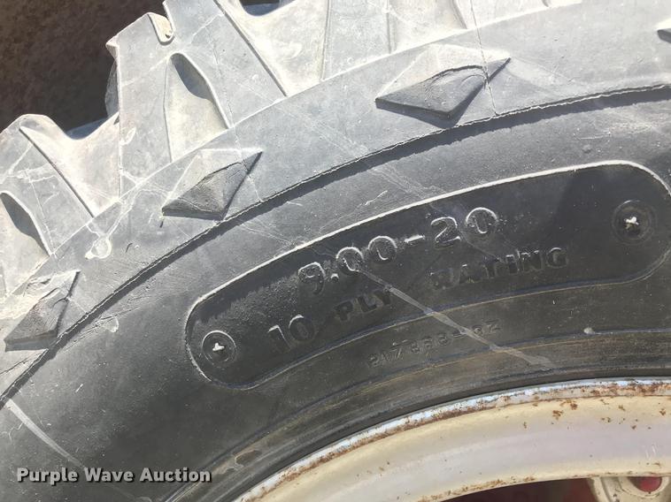 image for item DE5207 1965 Ford 700 fire truck