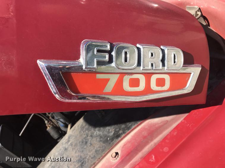 image for item DE5207 1965 Ford 700 fire truck