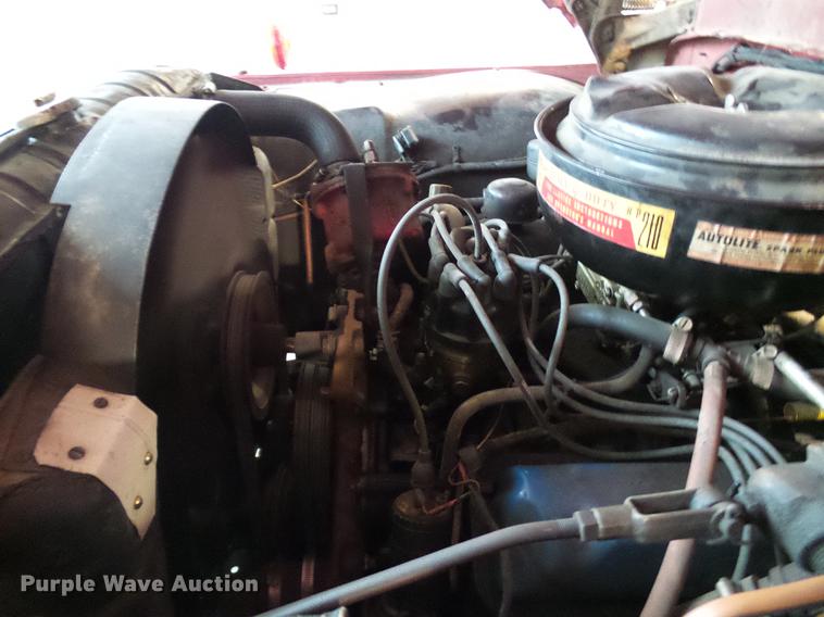 image for item DE5207 1965 Ford 700 fire truck