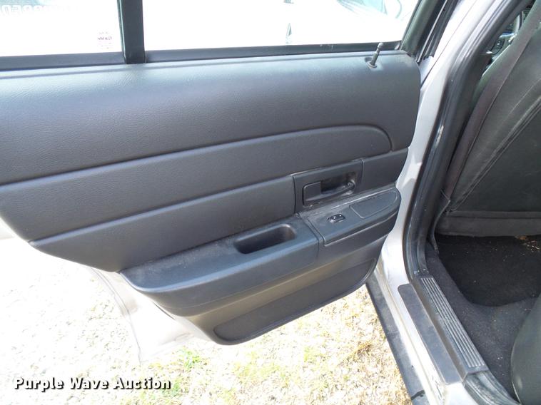 image for item DE5225 2008 Ford Crown Victoria Police Interceptor