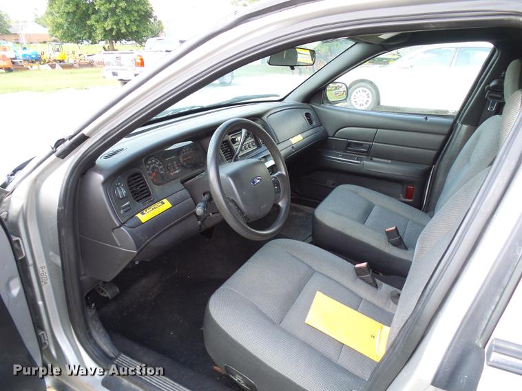 image for item DE5225 2008 Ford Crown Victoria Police Interceptor