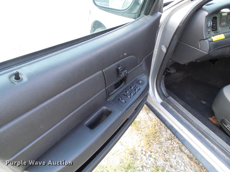 image for item DE5225 2008 Ford Crown Victoria Police Interceptor