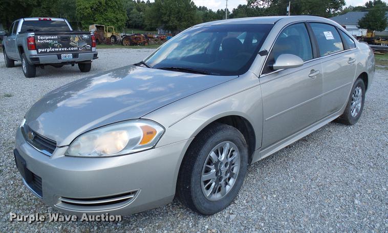 image for item DE5226 2011 Chevrolet Impala Police Cruiser