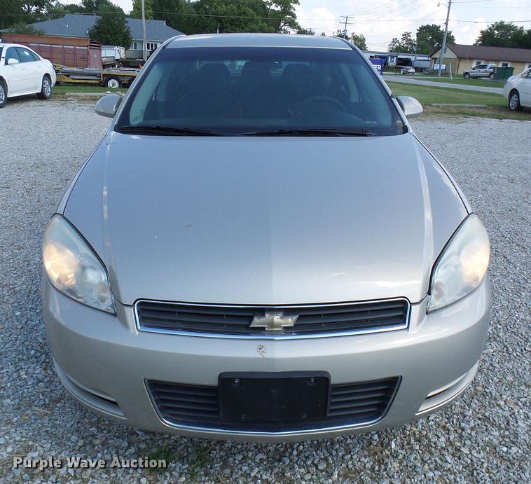 image for item DE5226 2011 Chevrolet Impala Police Cruiser