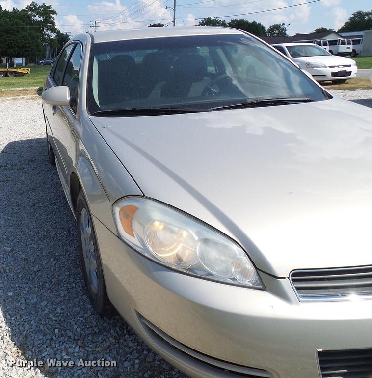 image for item DE5226 2011 Chevrolet Impala Police Cruiser