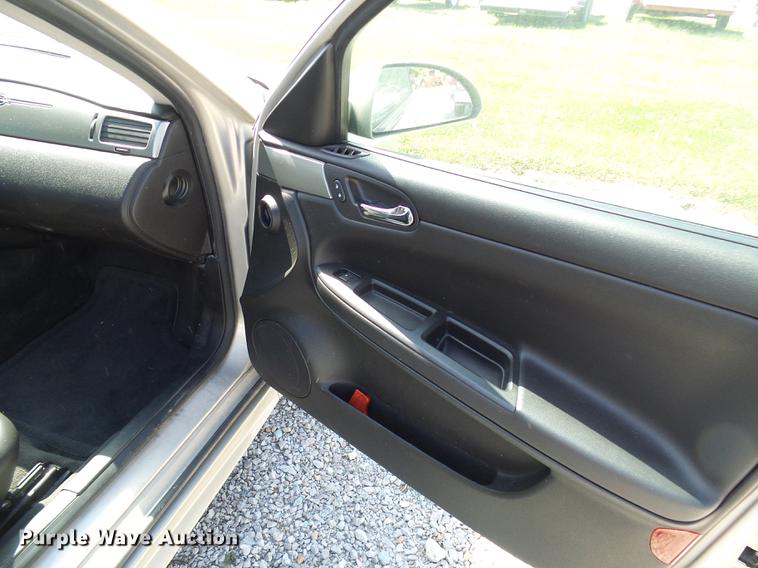 image for item DE5226 2011 Chevrolet Impala Police Cruiser