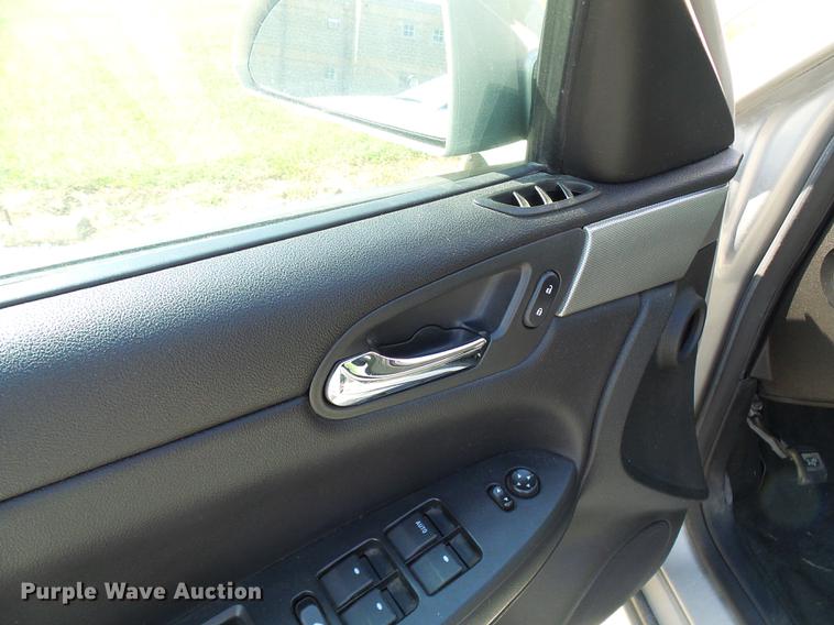 image for item DE5226 2011 Chevrolet Impala Police Cruiser