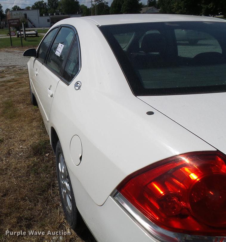 image for item DE5228 2006 Chevrolet Impala Police Cruiser