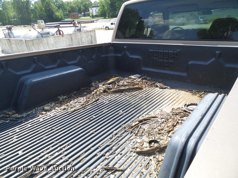 image for item DE5232 1997 Chevrolet 1500 Ext. Cab pickup truck