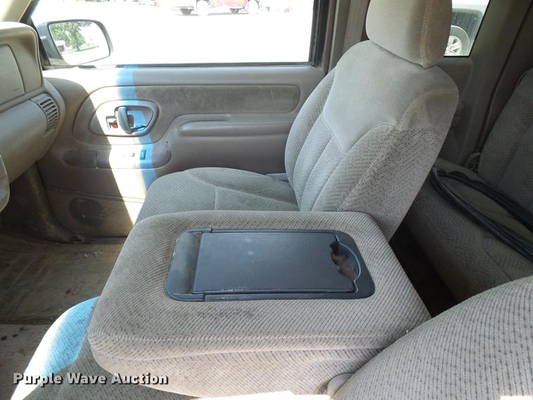 image for item DE5232 1997 Chevrolet 1500 Ext. Cab pickup truck