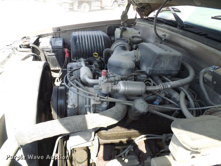 image for item DE5232 1997 Chevrolet 1500 Ext. Cab pickup truck