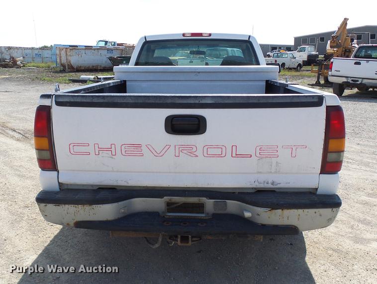 image for item DE5249 2000 Chevrolet Silverado 1500 pickup truck