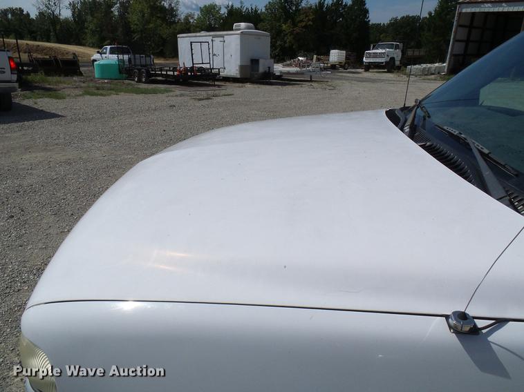 image for item DE5249 2000 Chevrolet Silverado 1500 pickup truck