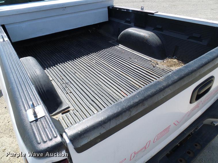 image for item DE5249 2000 Chevrolet Silverado 1500 pickup truck