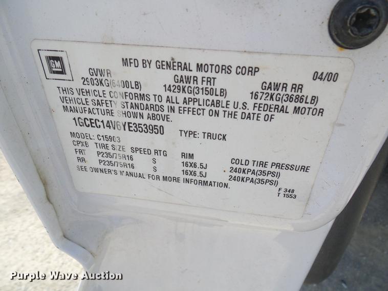 image for item DE5249 2000 Chevrolet Silverado 1500 pickup truck