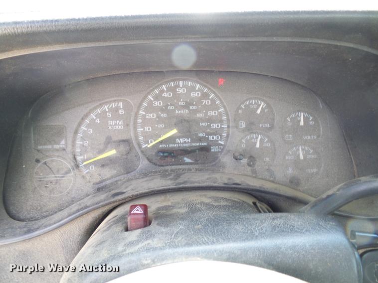 image for item DE5249 2000 Chevrolet Silverado 1500 pickup truck