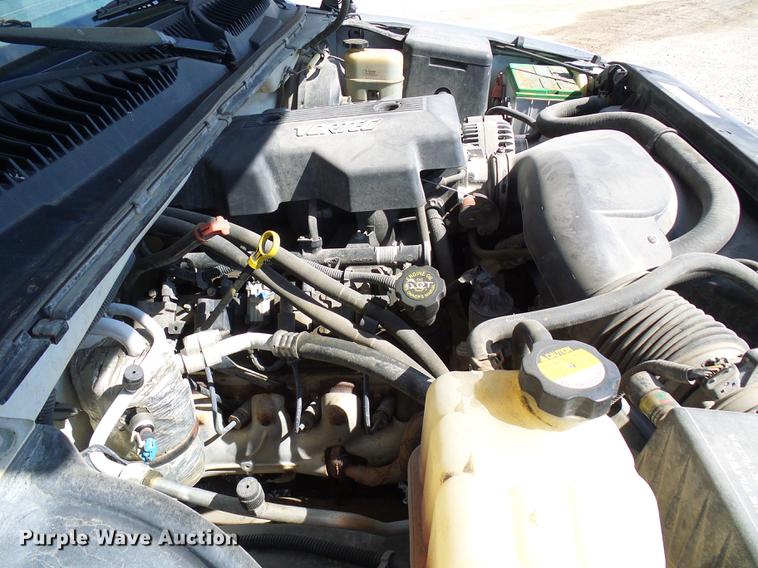 image for item DE5249 2000 Chevrolet Silverado 1500 pickup truck