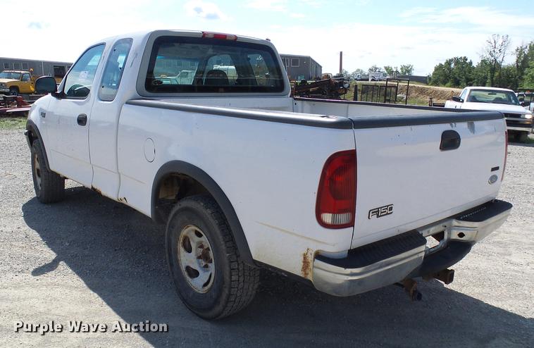 image for item DE5251 1997 Ford F150 SuperCab pickup truck