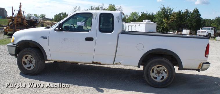 image for item DE5251 1997 Ford F150 SuperCab pickup truck