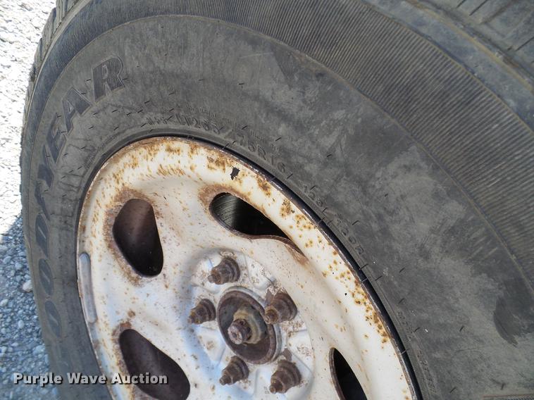 image for item DE5251 1997 Ford F150 SuperCab pickup truck