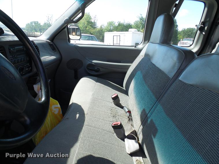 image for item DE5251 1997 Ford F150 SuperCab pickup truck