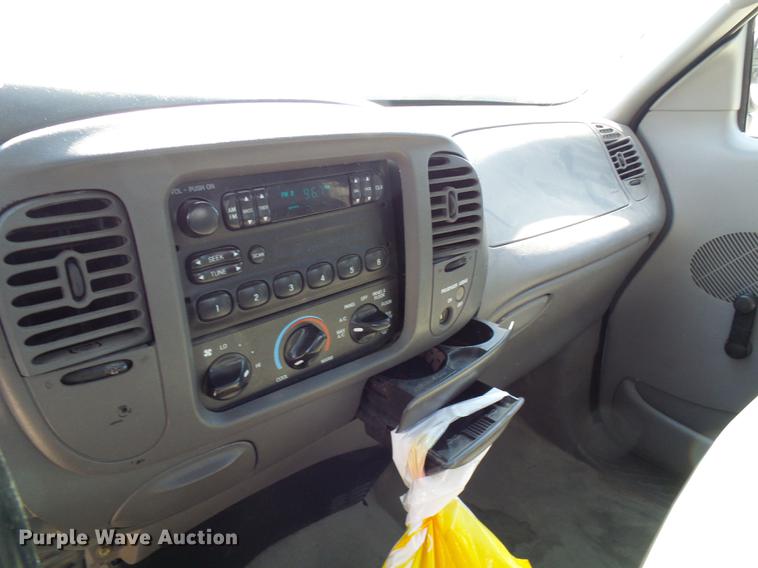 image for item DE5251 1997 Ford F150 SuperCab pickup truck