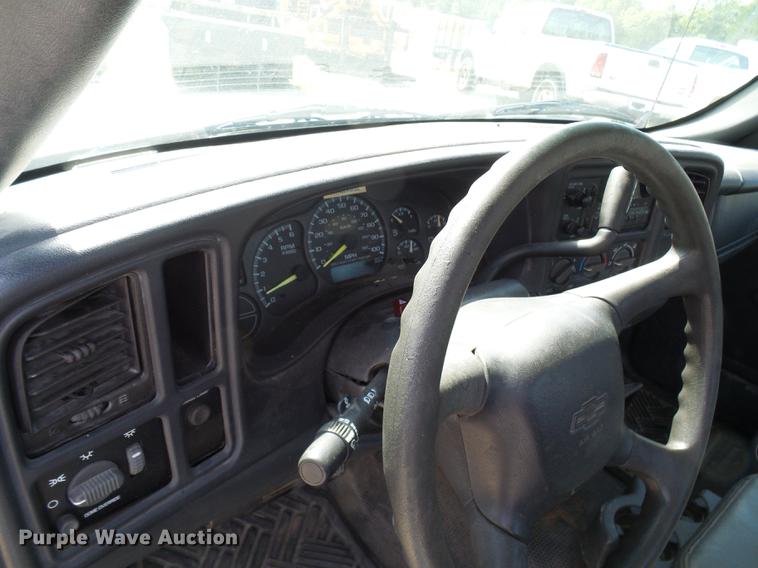 image for item DE5253 2001 Chevrolet Silverado 1500 pickup truck