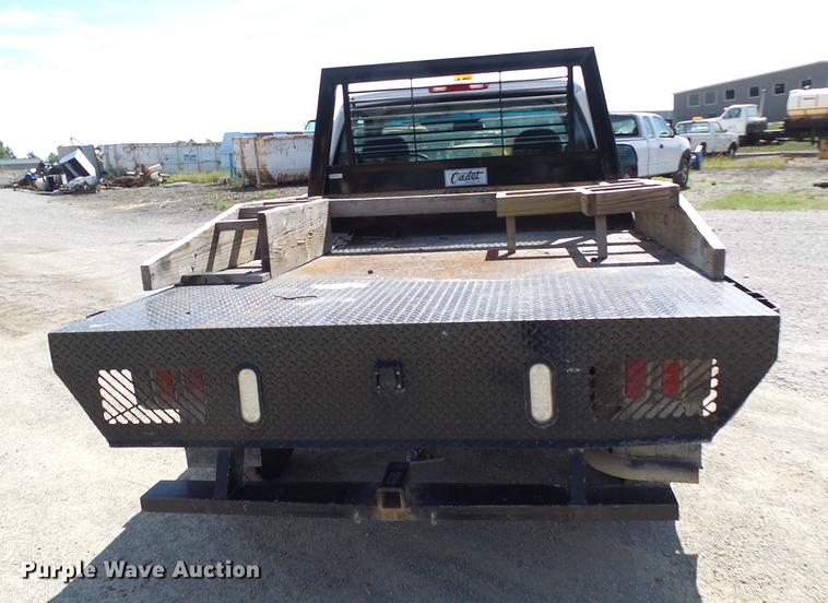 image for item DE5254 2001 Chevrolet Silverado 1500 flatbed pickup truck