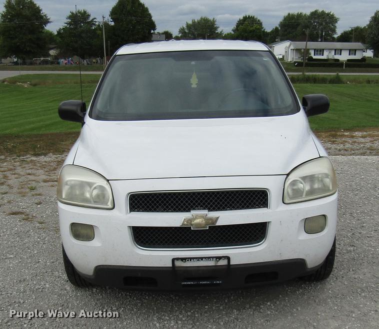 image for item DE5851 2008 Chevrolet Uplander LS van