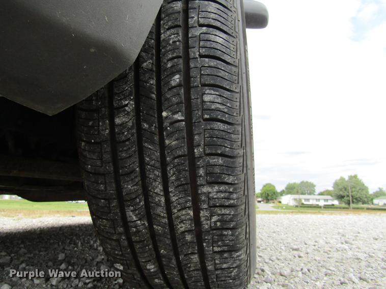 image for item DE5851 2008 Chevrolet Uplander LS van