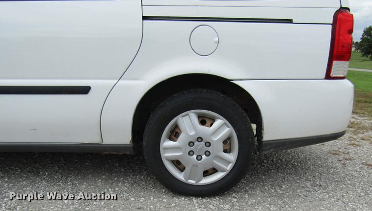 image for item DE5851 2008 Chevrolet Uplander LS van