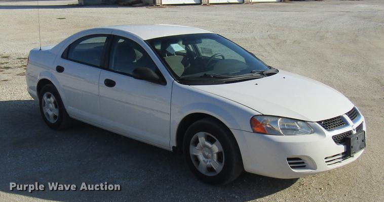 image for item DE5854 2004 Dodge Stratus