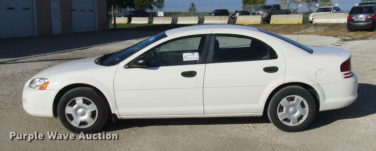 image for item DE5854 2004 Dodge Stratus