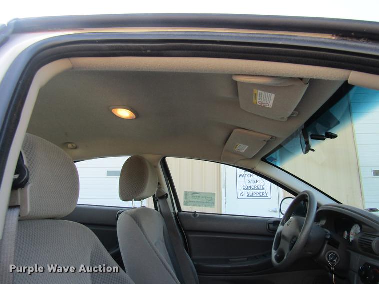 image for item DE5854 2004 Dodge Stratus