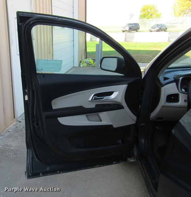image for item DE5855 2011 Chevrolet Equinox SUV