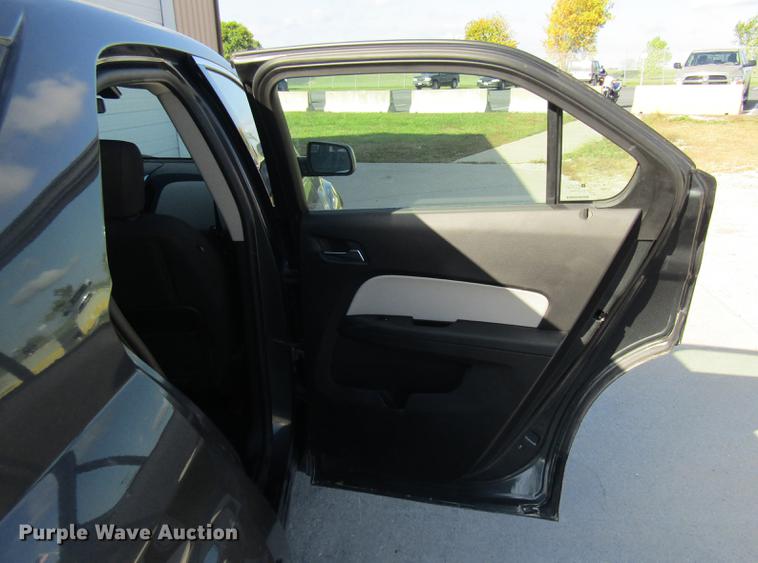 image for item DE5855 2011 Chevrolet Equinox SUV