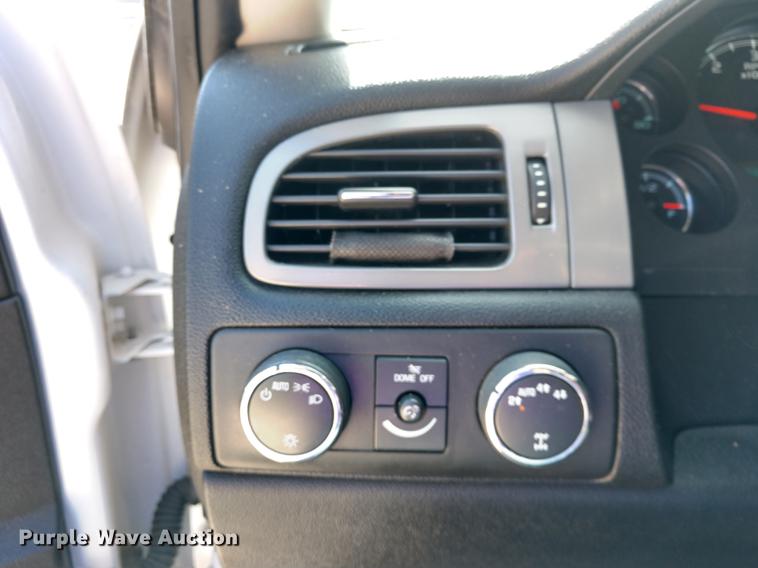 image for item DE6406 2013 Chevrolet Tahoe Police SUV