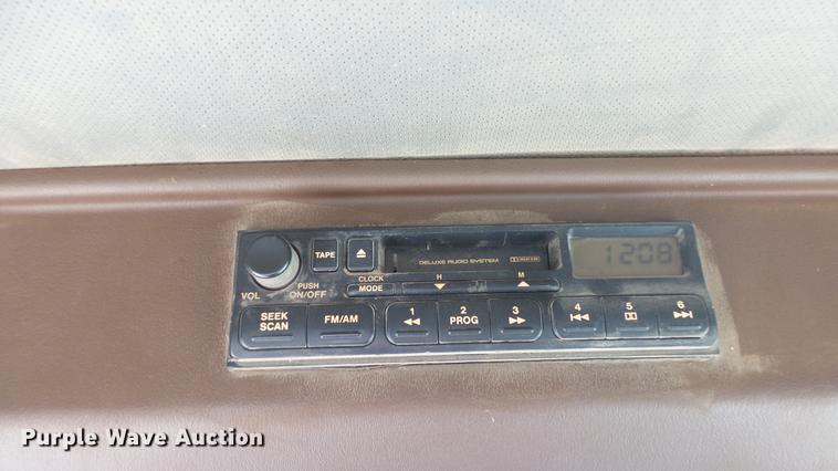 image for item DE7268 Champion 710A motor grader